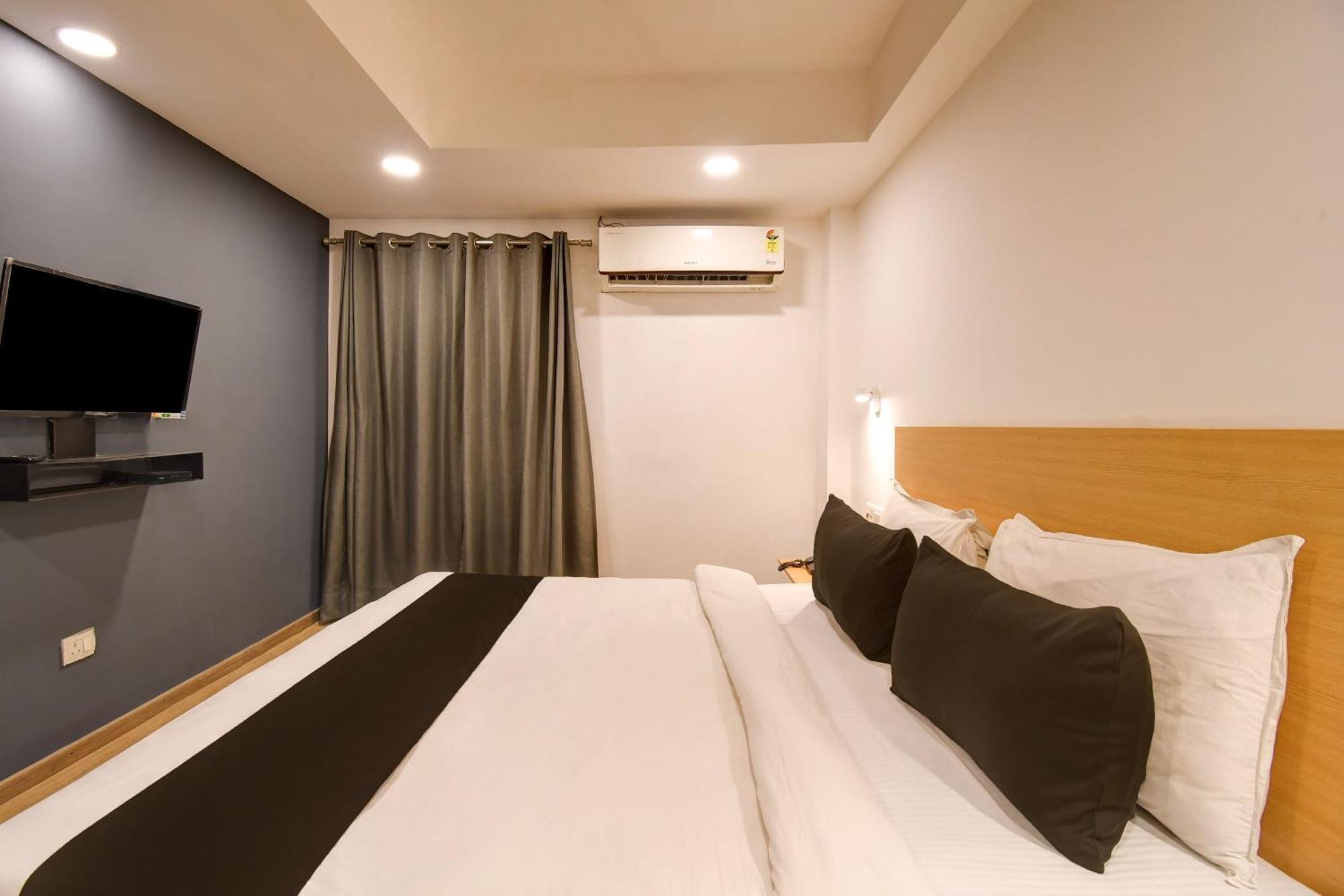 Super Townhouse City Centre 2 Downtown - Managed By Company Kalkutta Exterior foto